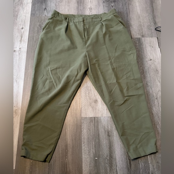 Olive green slacks - Picture 2 of 5